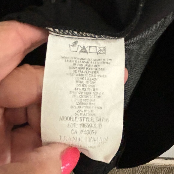 Ladies black and white knit jacket - Picture 5 of 8